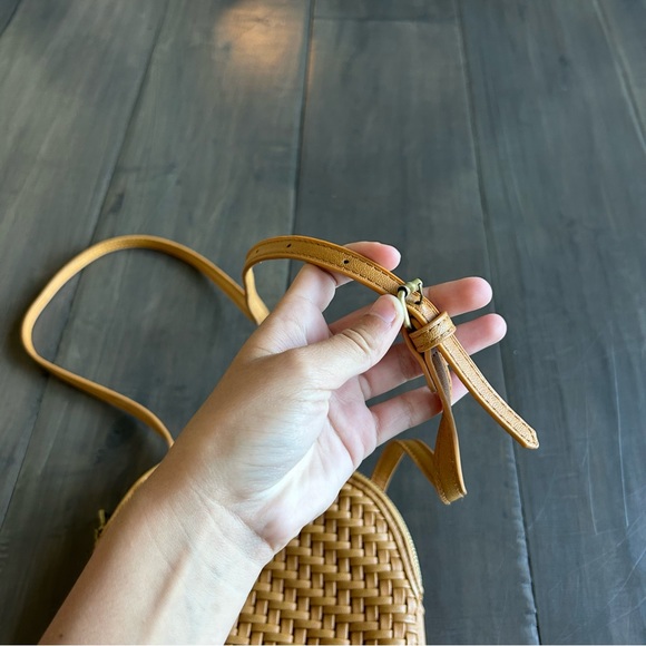 Street Level Woven Cross Body Bag - Picture 2 of 8